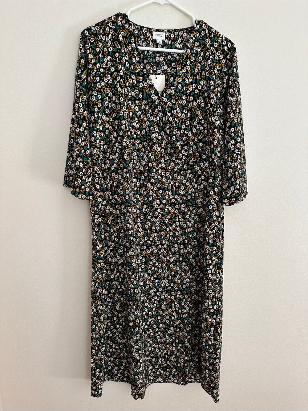 Jaqueline De  Yong Floral Print Dress